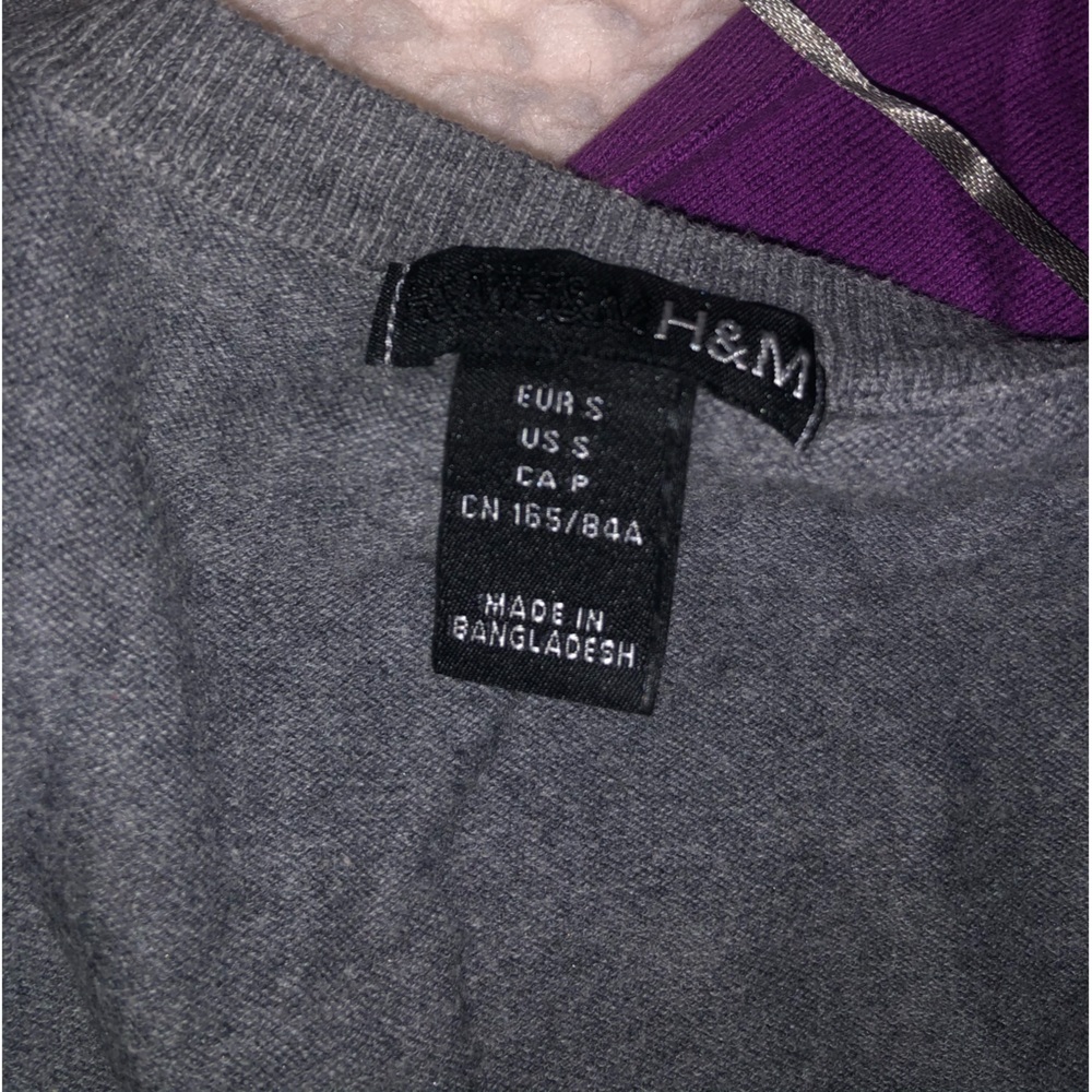 sweater bundle (8) - Picture 11 of 15